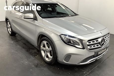 Silver 2017 Mercedes-Benz GLA220 Wagon D