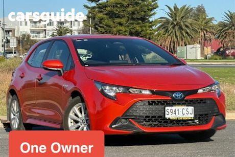 Red 2022 Toyota Corolla Hatchback Ascent Sport + Conv PK Hybrid
