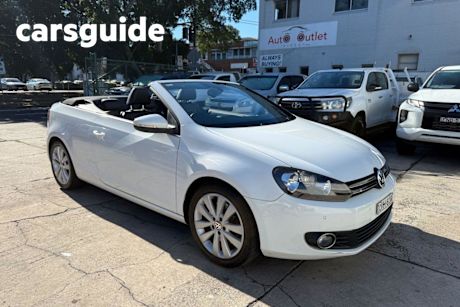 White 2011 Volkswagen Golf Cabriolet 118 TSI