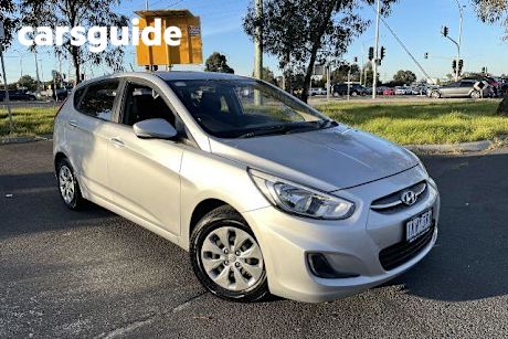 Silver 2016 Hyundai Accent Sedan Active