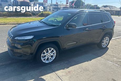 Black 2014 Jeep Cherokee Wagon Longitude (4X4)