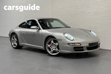 Silver 2005 Porsche 911 Coupe Carrera S