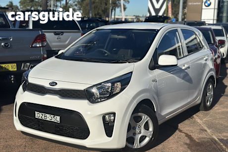 White 2018 Kia Picanto Hatchback S (aeb)