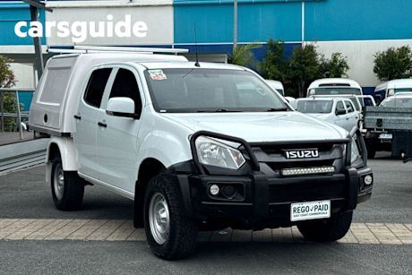 White 2018 Isuzu D-MAX Crew Cab Chassis SX (4X4)