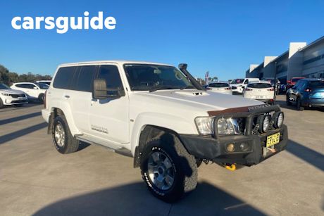 White 2013 Nissan Patrol Wagon ST (4X4)