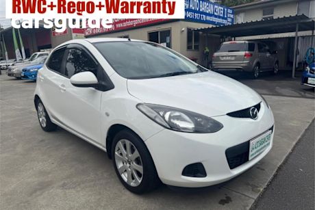 White 2013 Mazda 2 Hatchback NEO Sport