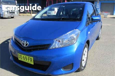 Blue 2014 Toyota Yaris Hatchback YR