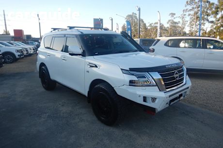 White 2023 Nissan Patrol Wagon TI-L (4X4)
