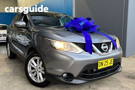 Grey 2014 Nissan Qashqai Wagon TS J11