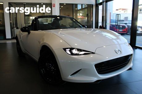 White 2024 Mazda MX-5 Convertible G20 Roadster