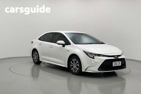 2020 Toyota Corolla Sedan Ascent Sport (hybrid)
