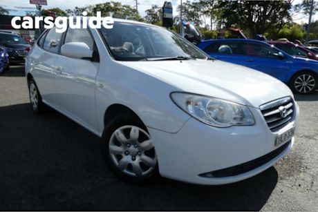 White 2008 Hyundai Elantra Sedan SX