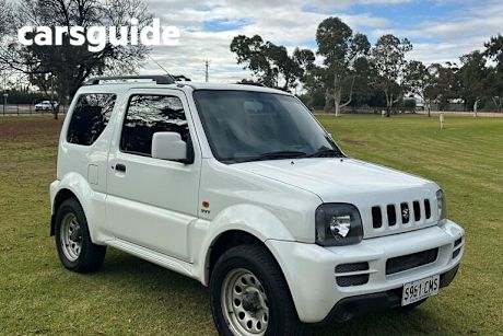 White 2009 Suzuki Jimny Wagon Sierra (4X4)