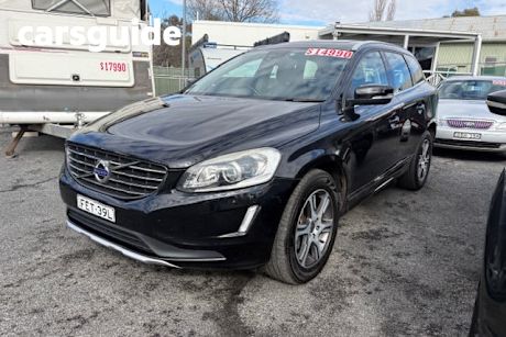 Black 2015 Volvo XC60 Wagon T5 Luxury