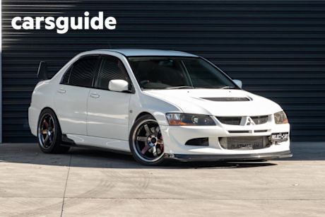 White 2004 Mitsubishi Lancer Sedan Evolution VIII MR