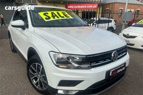 White 2017 Volkswagen Tiguan Wagon 110 TSI Comfortline