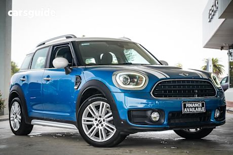 Blue 2017 Mini Countryman Wagon Cooper