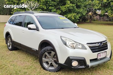 White 2013 Subaru Outback Wagon 2.5I