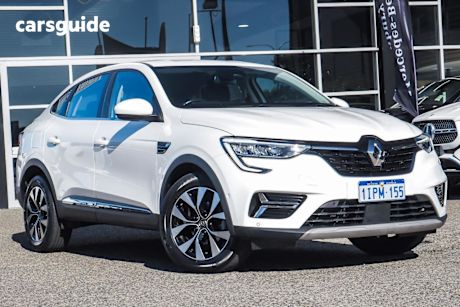 White 2023 Renault Arkana Coupe ZEN