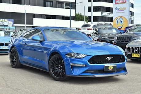 Blue 2020 Ford Mustang Fastback GT 5.0 V8