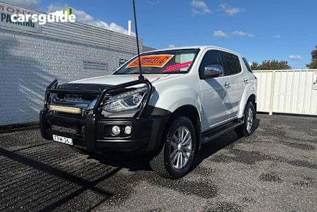 White 2017 Isuzu MU-X Wagon LS-U (4X2)