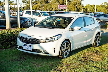 White 2018 Kia Cerato Hatchback Sport