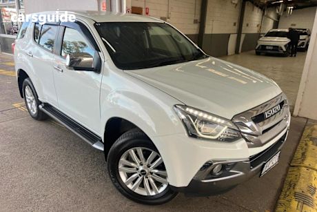 White 2017 Isuzu MU-X Wagon LS-U (4X2)