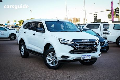 White 2024 Isuzu MU-X Wagon LS-M (4X4)