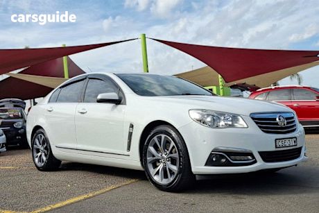 White 2014 Holden Calais Sedan