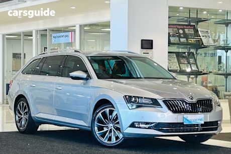Silver 2017 Skoda Superb Wagon 162 TSI