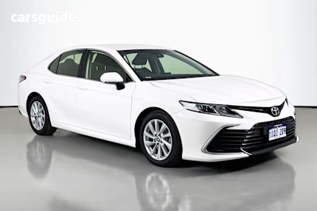 White 2023 Toyota Camry Sedan Ascent + SAT NAV