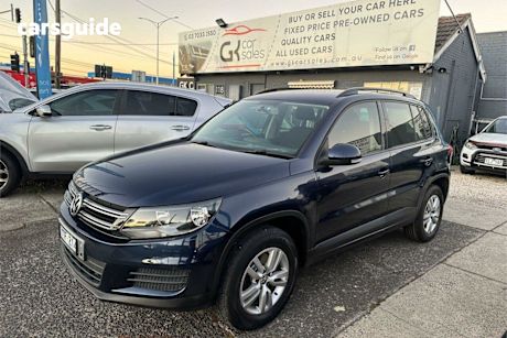 Blue 2011 Volkswagen Tiguan Wagon 103 TDI