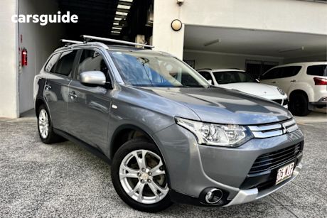 Grey 2014 Mitsubishi Outlander Wagon ES (4X4)