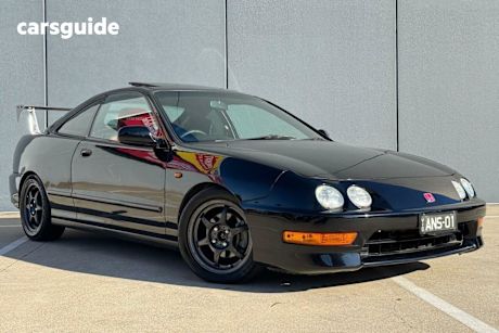 Black 1999 Honda Integra Coupe VTI-R
