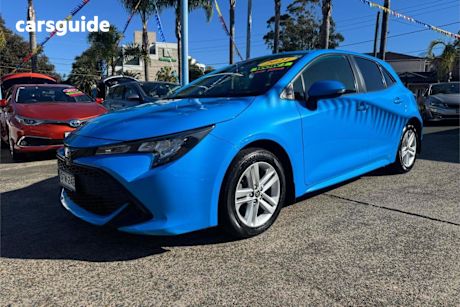 Blue 2021 Toyota Corolla Hatchback Ascent Sport + TR KIT