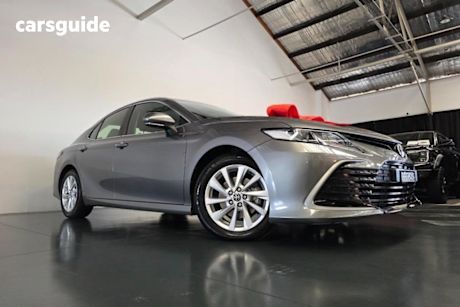 Grey 2023 Toyota Camry Sedan Ascent + SAT NAV