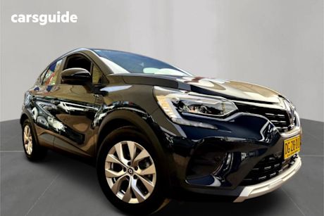 Blue 2022 Renault Captur Wagon Life