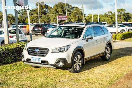 White 2020 Subaru Outback Wagon 2.5I Premium AWD