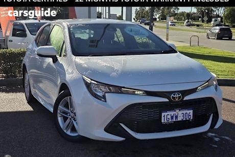 White 2020 Toyota Corolla Hatchback Ascent Sport