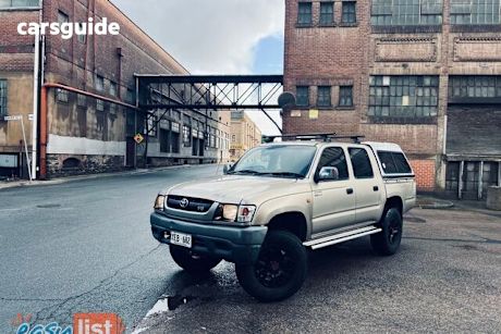 2005 Toyota Hilux Dual Cab Pick-up (4X4)