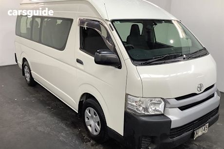 White 2015 Toyota Hiace Bus Commuter