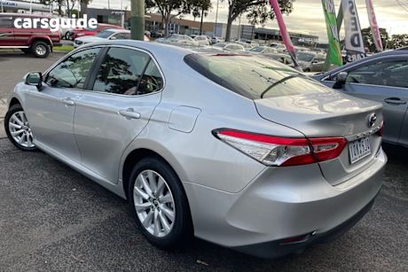 Silver 2019 Toyota Camry Sedan Ascent (hybrid)