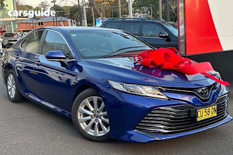 Blue 2019 Toyota Camry Sedan Ascent
