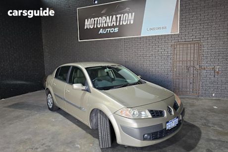 Gold 2007 Renault Megane Sedan