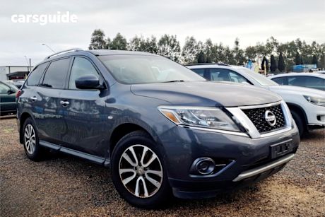 Grey 2013 Nissan Pathfinder Wagon ST (4X4)