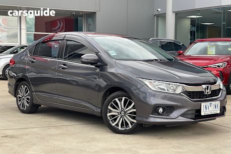 Grey 2018 Honda City Sedan VTI-L
