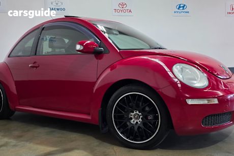 Red 2008 Volkswagen Beetle Hatchback Miami