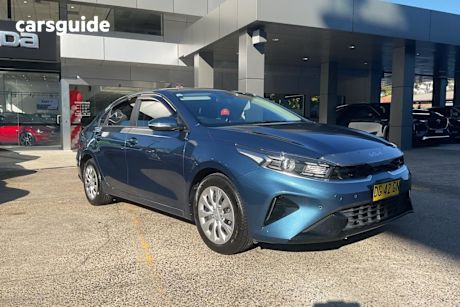 Blue 2022 Kia Cerato Sedan S