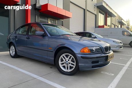 Blue 2001 BMW 318I Sedan Executive