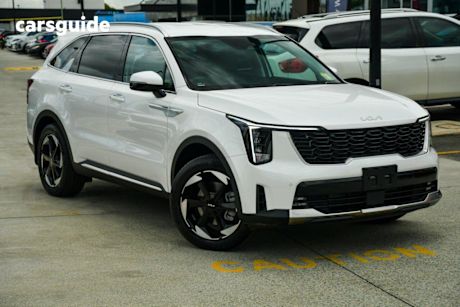 White 2025 Kia Sorento Wagon Sport+ 7 Seat